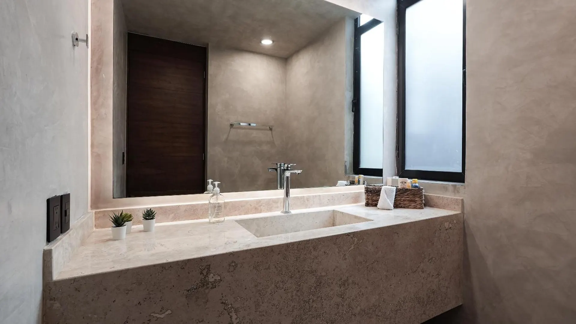 Amazing 3-Story Townhouse With Pool In Aldea Zama Villa Tulum 0*,  Mexico